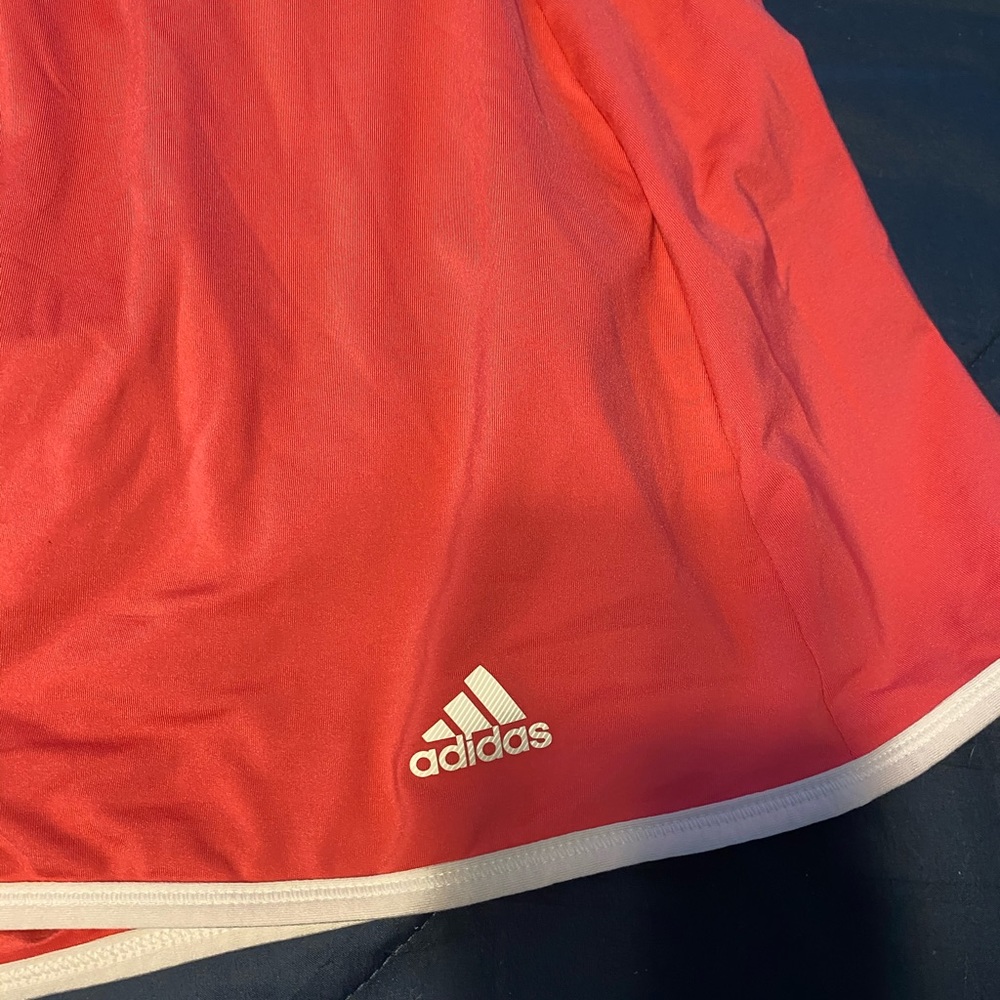 Women’s L Adidas tennis/golf skort